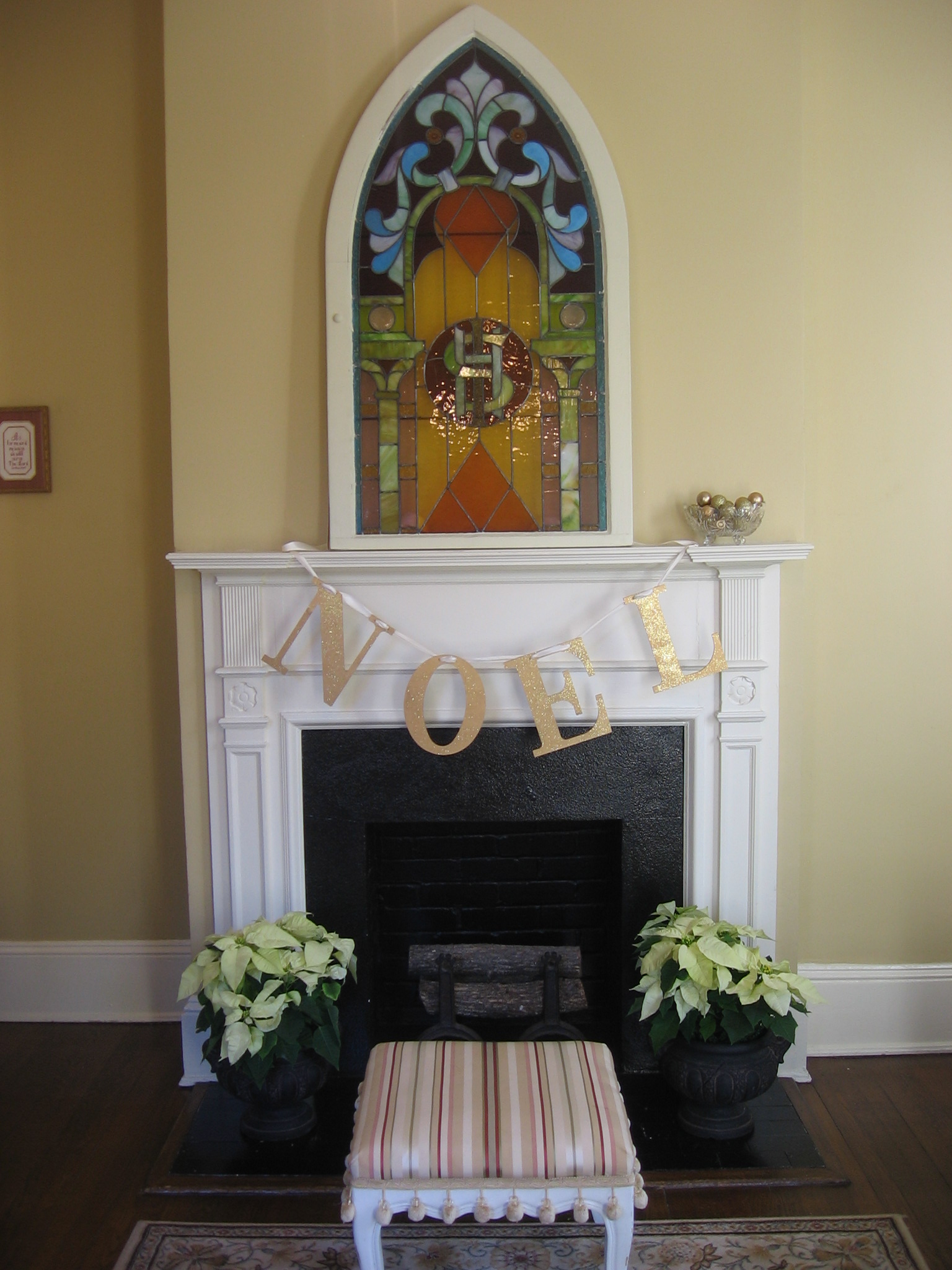 Living Room Mantel 1