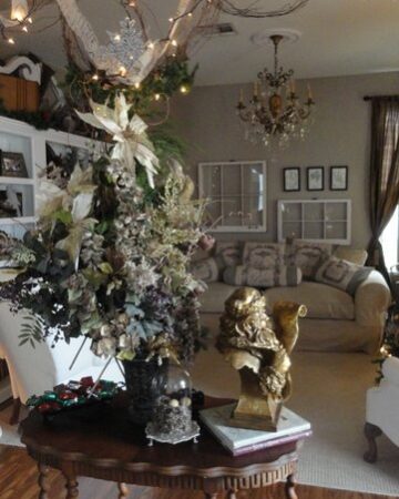 Magnolia Lane's Best Holiday Home Tour EVER!