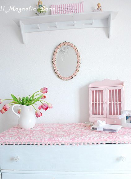pink and white little girl's bedroom