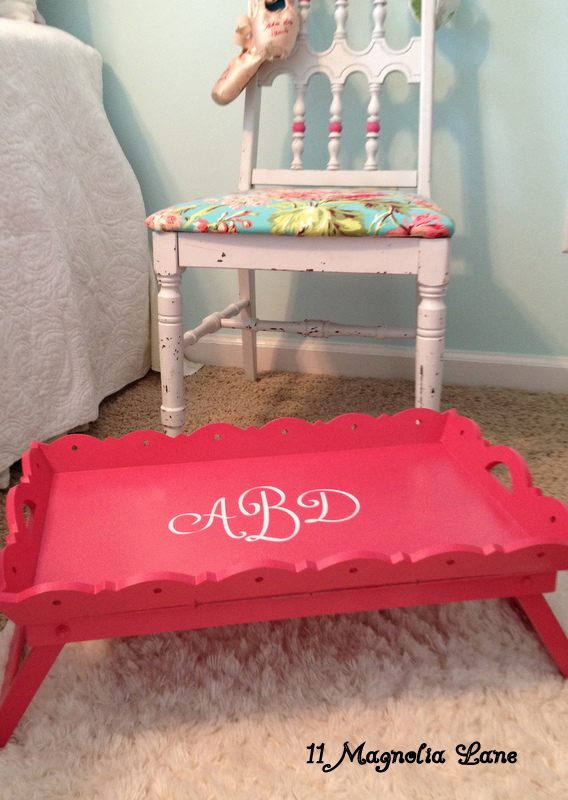 Extreme Hot Pink Furniture Makeover with Glossy Spray Paint