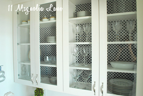 butlers pantry black white