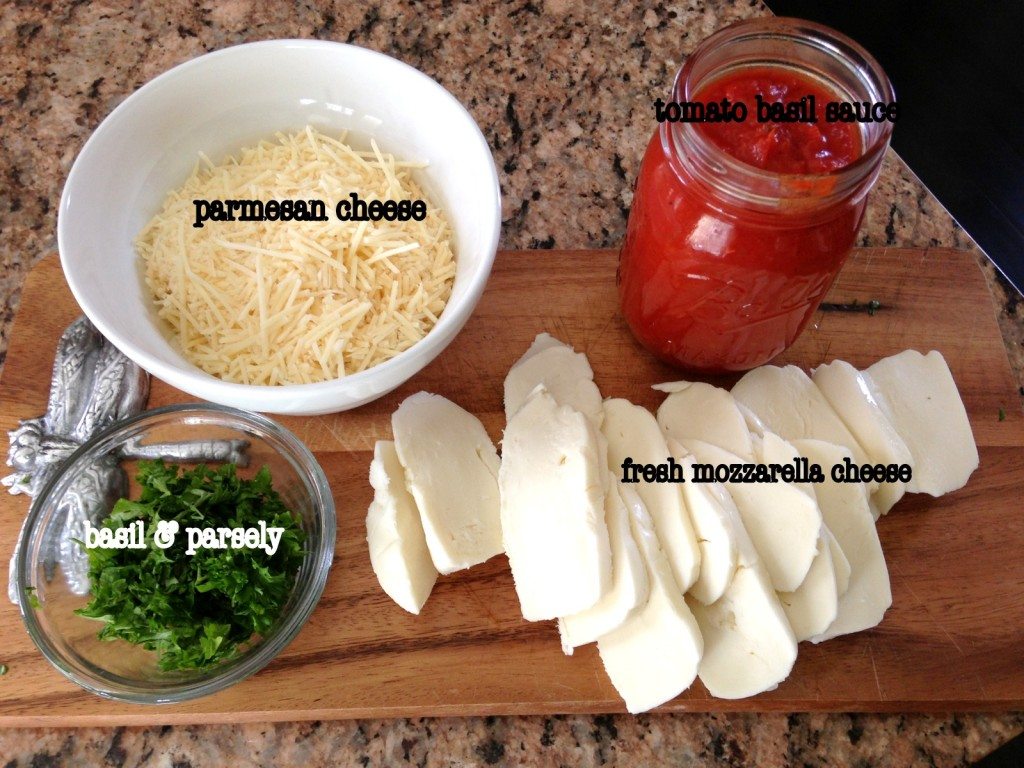 Cheese, sauce, mozzarella, basil and parsley