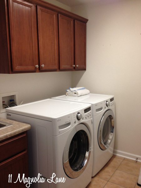 Laundry-room-before