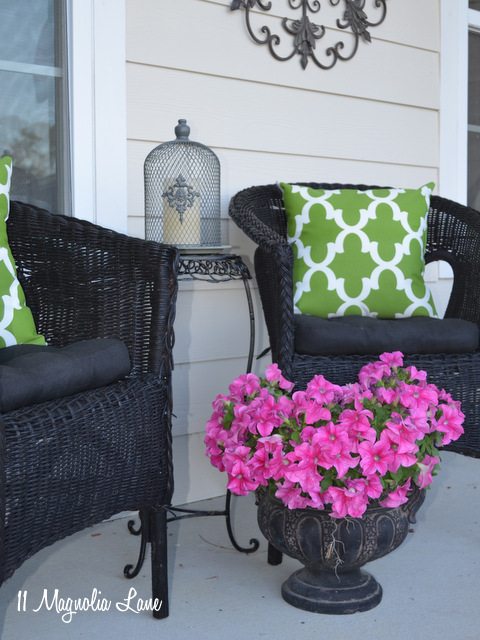Diy Experiment Use Regular Spray Paint On Outdoor Cushions 11 Magnolia Lane - Can I Spray Paint My Patio Cushions