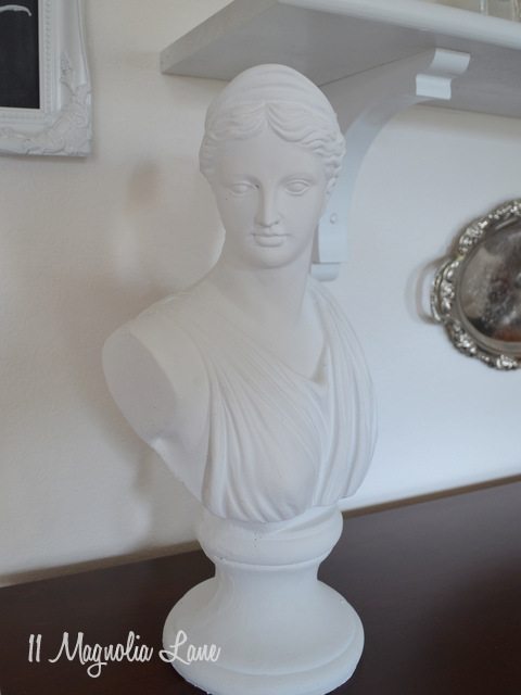 white bust statue