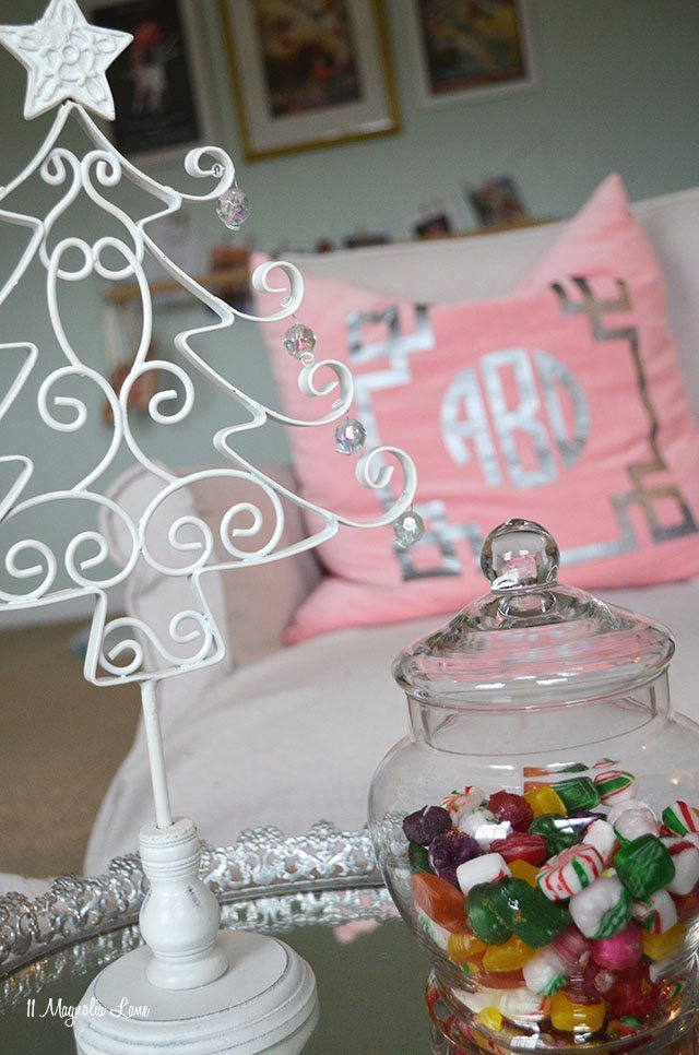 Aqua and Pink Girls' Room Christmas Decor | 11 Magnolia Lane