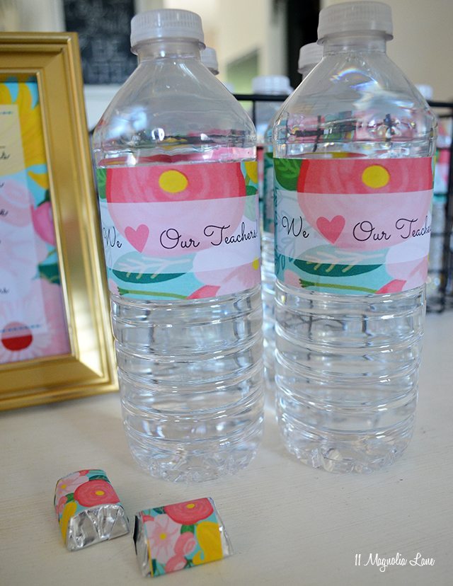 Free printable floral teacher appreciation water bottle labels | 11 Magnolia Lane