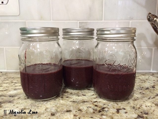 smoothies in jars