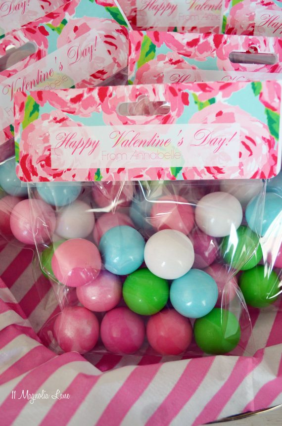 Lilly Pulitzer Valentine's Day treat bags | 11 Magnolia Lane