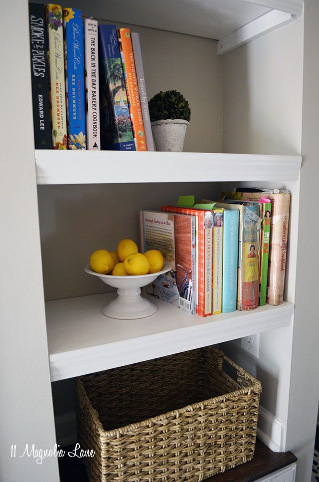 DIY Built In Bookshelves | 11 Magnolia Lane