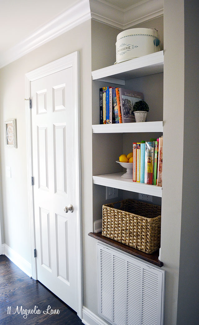 DIY Built In Bookshelves | 11 Magnolia Lane