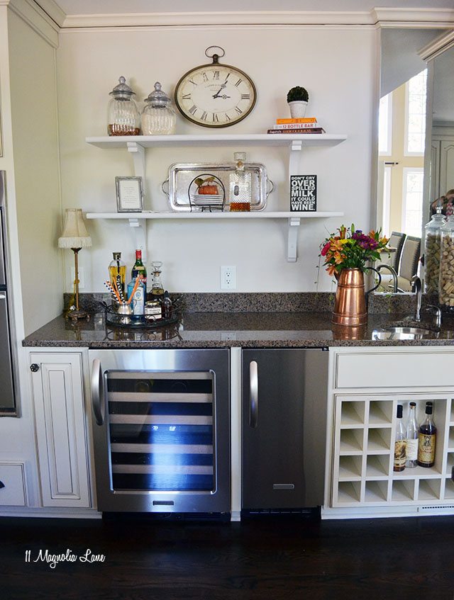 Creative kitchen cabinet storage and organization | 11 Magnolia Lane
