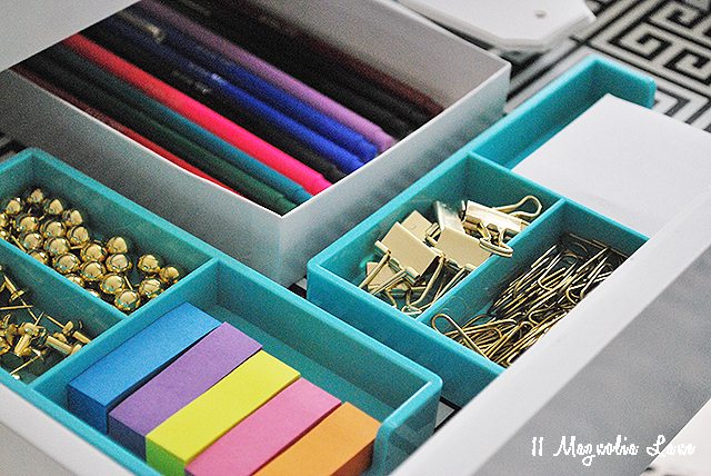 desk-drawer-2-contents-office-organization