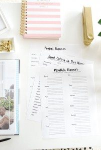 A free printable planner--The Whole House Home Decor Planner--the same tools we use to keep motivated and organized in decorating our homes.