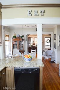 Spring kitchen in a 100-year-old cottage | 11 Magnolia Lane