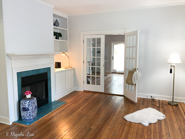 Magnolia Cottage-living room