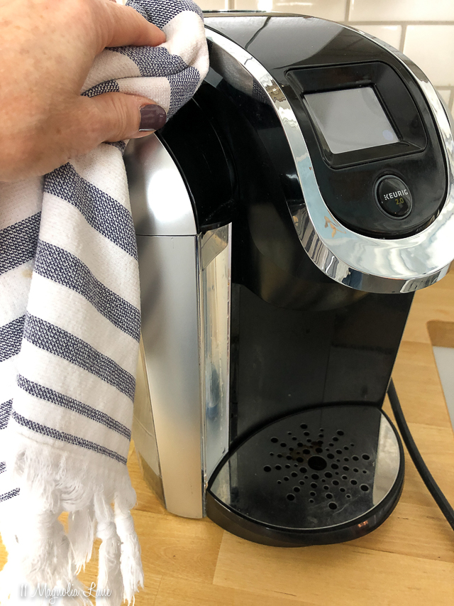 How to clean a single cup (Keurig) coffee maker with a steamer steam cleaner | 11 Magnolia Lane