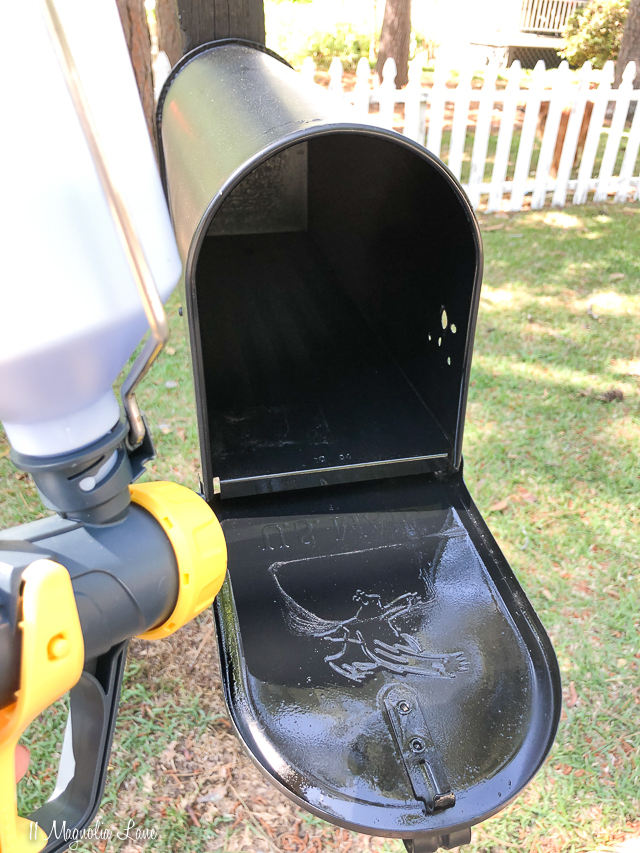 How to make your mailbox look brand new | 11 Magnolia Lane