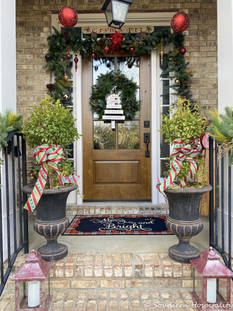 2021 Holiday Tour of Homes-Day 1 {Porches + Outdoor Spaces}